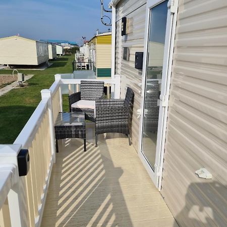 8 Berth Eastgate Fantasy Island Apartment Ingoldmells Exterior foto